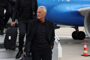 Italy Travel To Paris