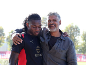 Sole sul campo centrale: Frankie Rijkaard goes to Milanello