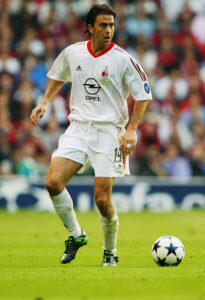 Costacurta avvisa: "Il Milan deve puntare a non perdere con la Juventus"