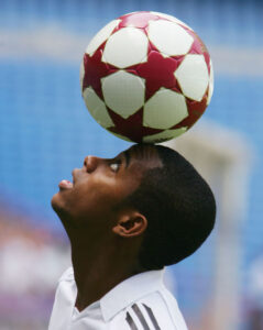 Robinho Signs For Real Madrid
