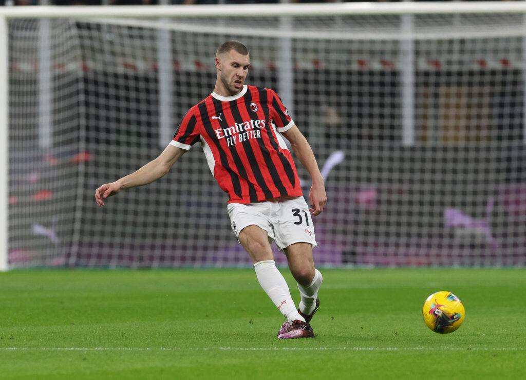 Pavlovic-regalo-maglia-striscione