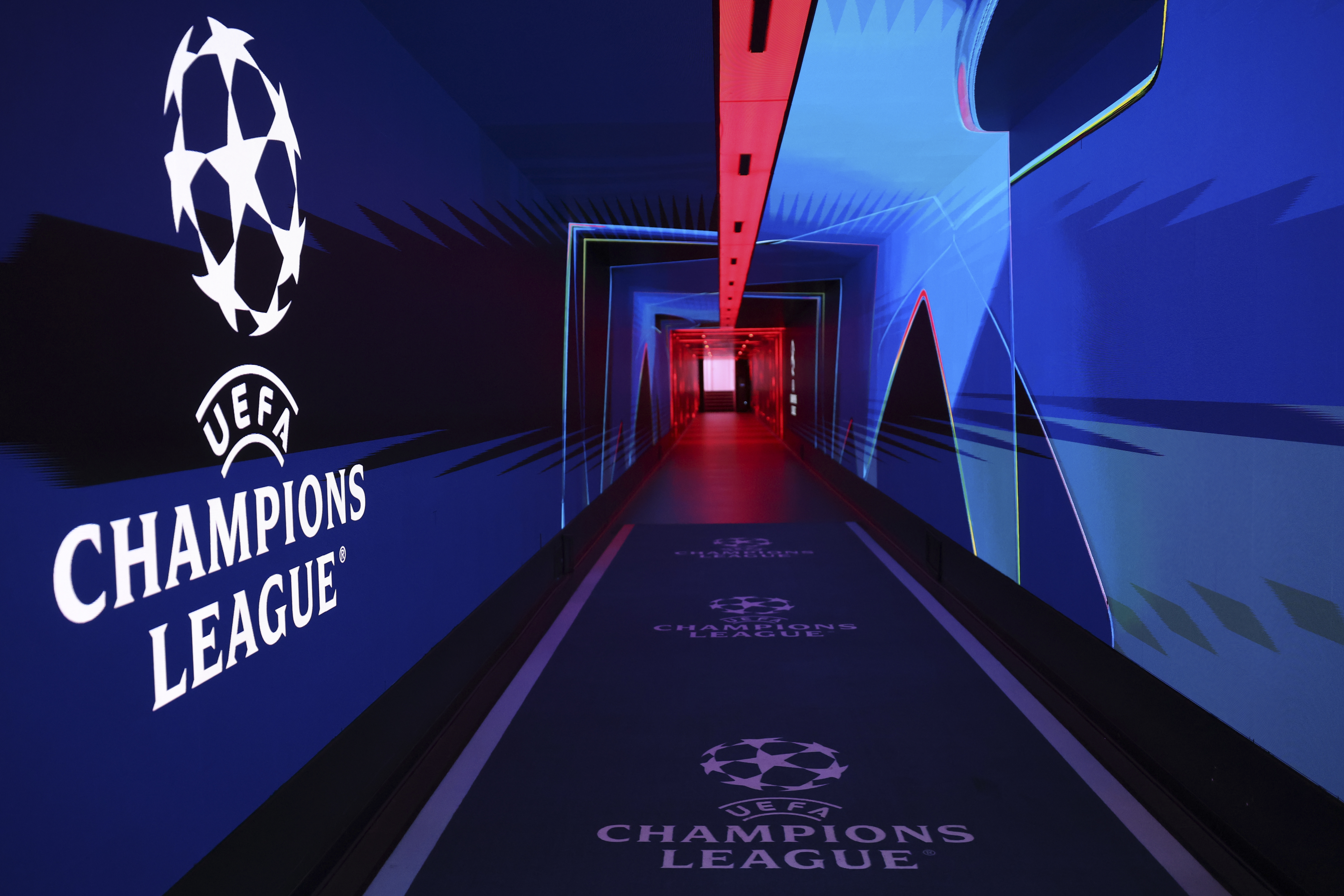 milan-feyenoord-formazioni-ufficiali-champions-league-news-ultima-ora-gimenez-leao-pulisic-joao-felix