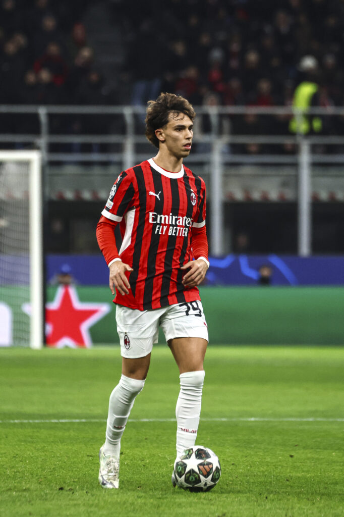 milan-polemica-social-maglia-4°-kit-off-white-spiegazione-significato