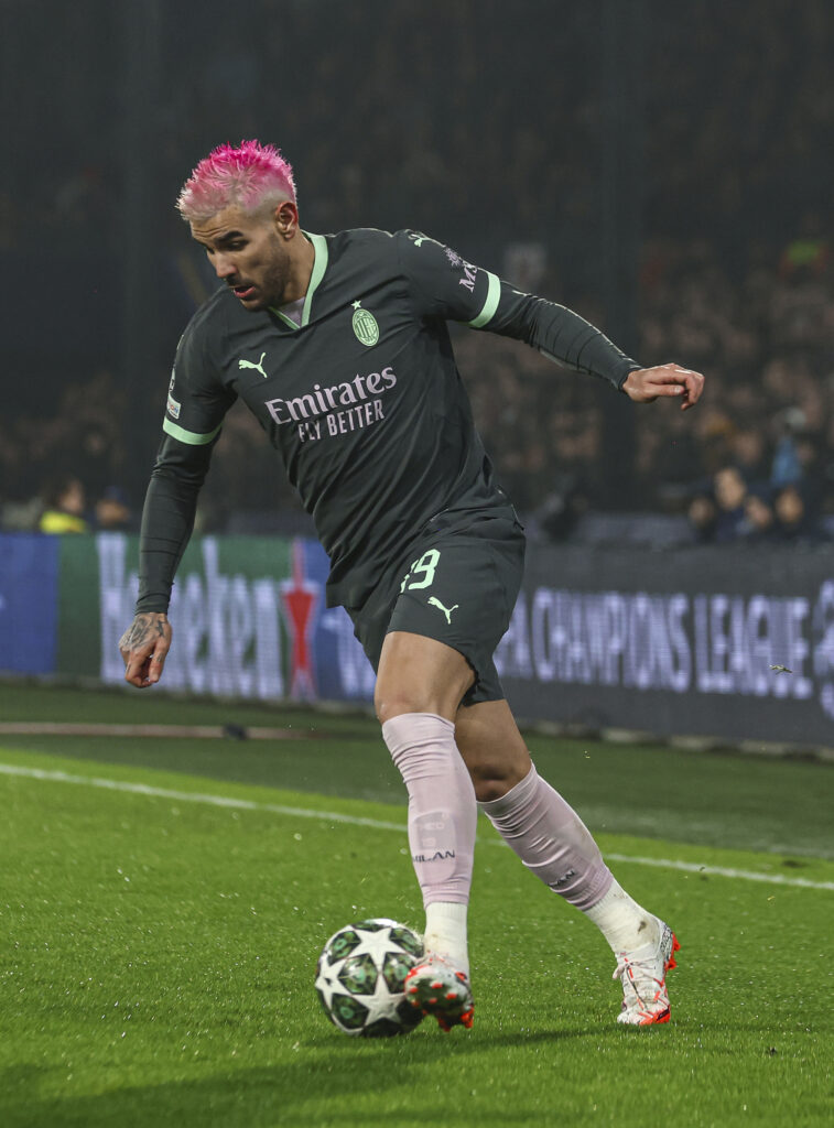 milan-polemica-social-maglia-4°-kit-off-white-spiegazione-significato