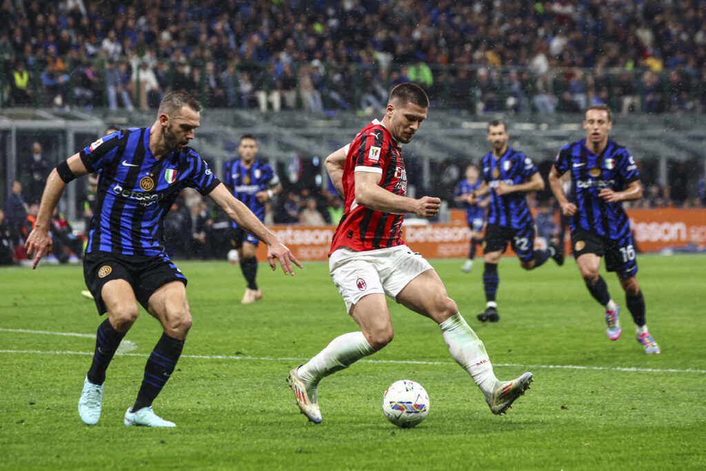 calciomercato-milan-jovic-moretto-contratto-coppa-italia-gazzetta-scenario-dazn-furlani-sky-ultima-ora-news