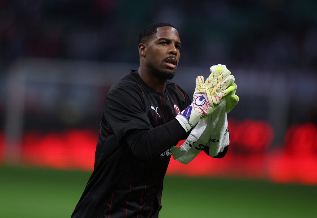 maignan-milanello-trauma-cranico-out-milan-atalanta-allenamento