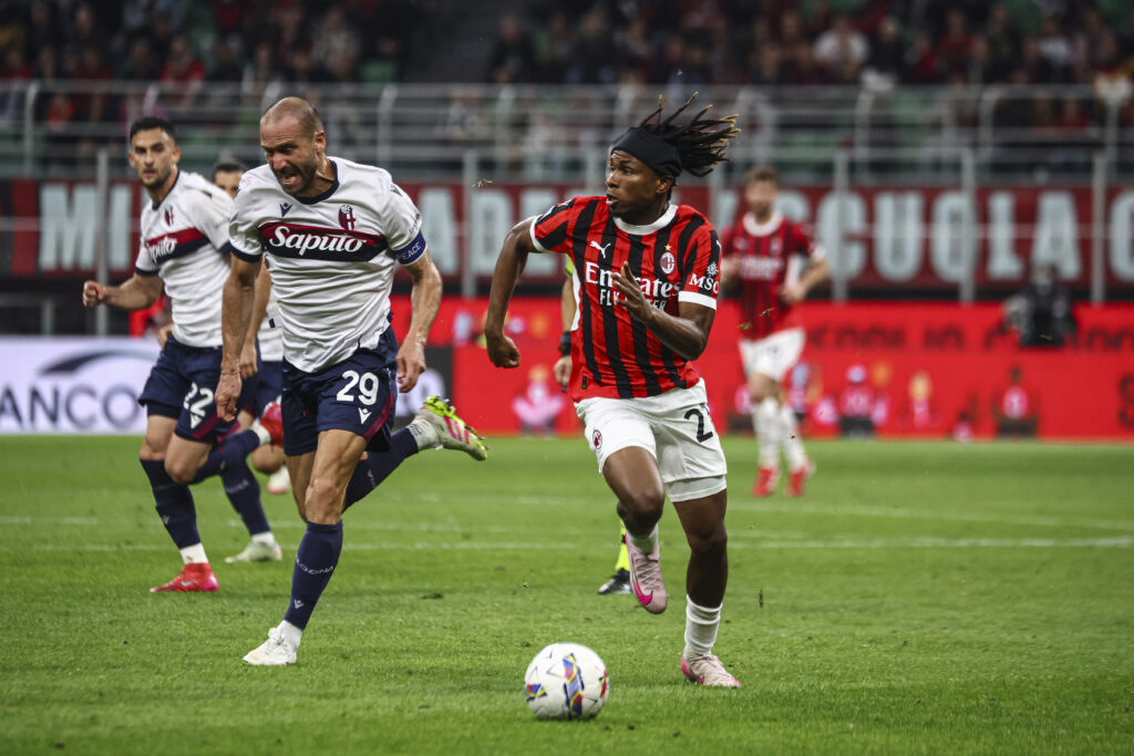 chukwueze-milan-bologna-risultato-live-diretta-highlights-pagelle-voti-serie-a-news-gimenez-pulisic