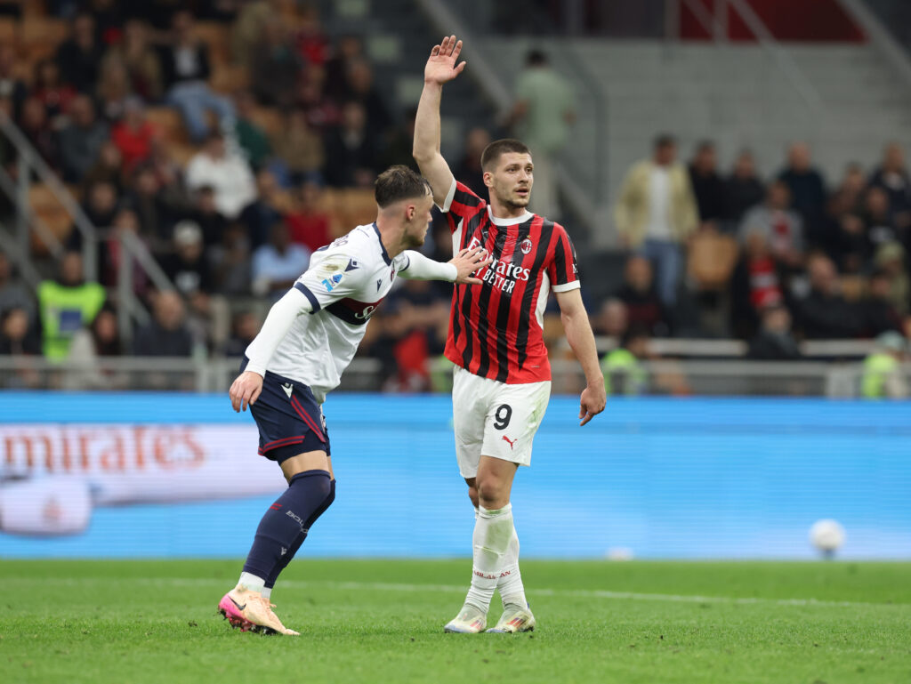 milan-bologna-diretta-live-partita-risultato-finale-gol-dazn-sintesi-cronaca