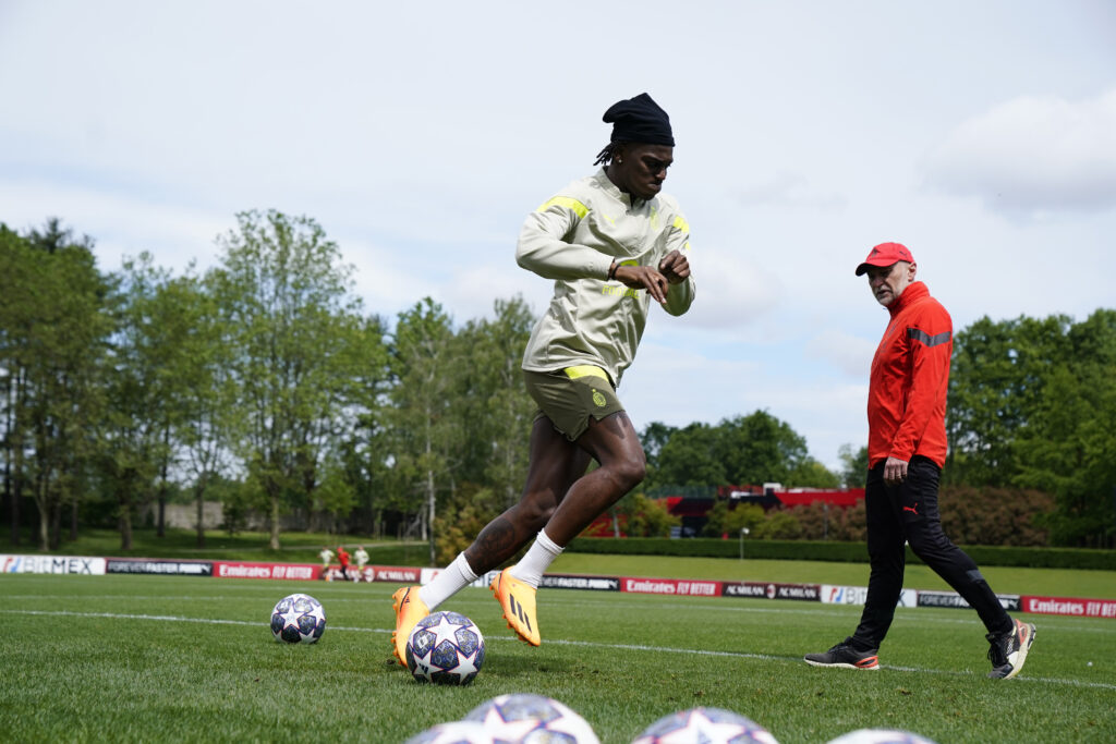 milan-il-bologna-in-serie-a-ricorda-la-lazio-prima-del-derby-di-champions-league-nel-2023