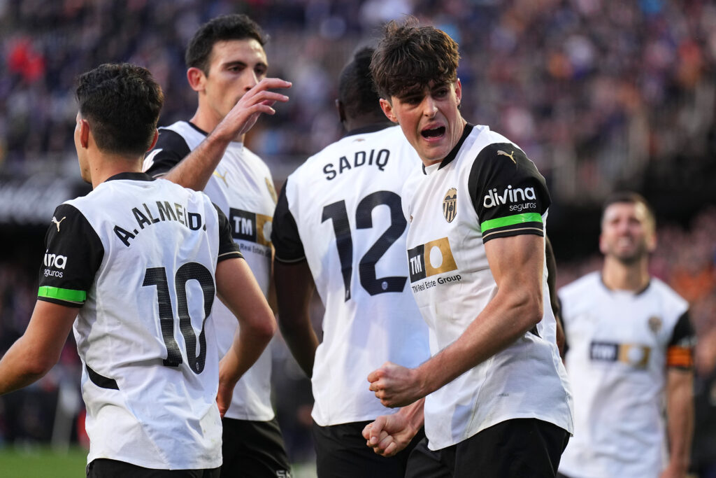 javi-guerra-la-priorita-del-valencia-e-il-rinnovo-dopo-il-3-luglio-altre-novita