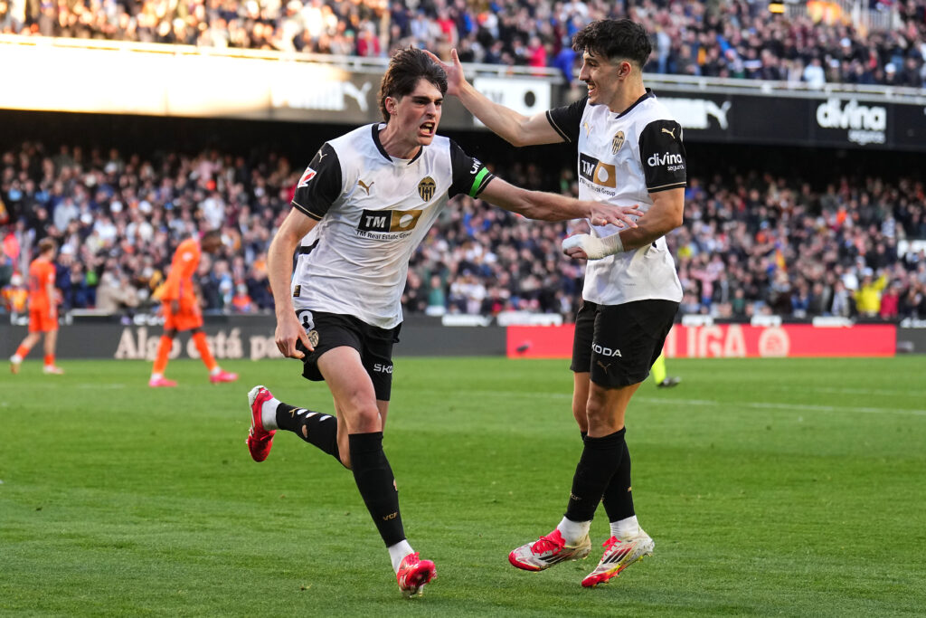 javi-guerra-avanza-il-milan-il-valencia-aveva-rifiutato-gia-25-milioni-dallatletico-madrid