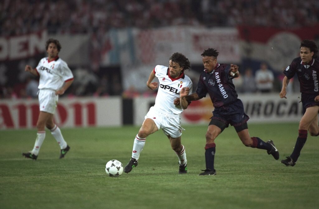 Roberto Donadoni of AC Milan and Edgar Davids of Ajax