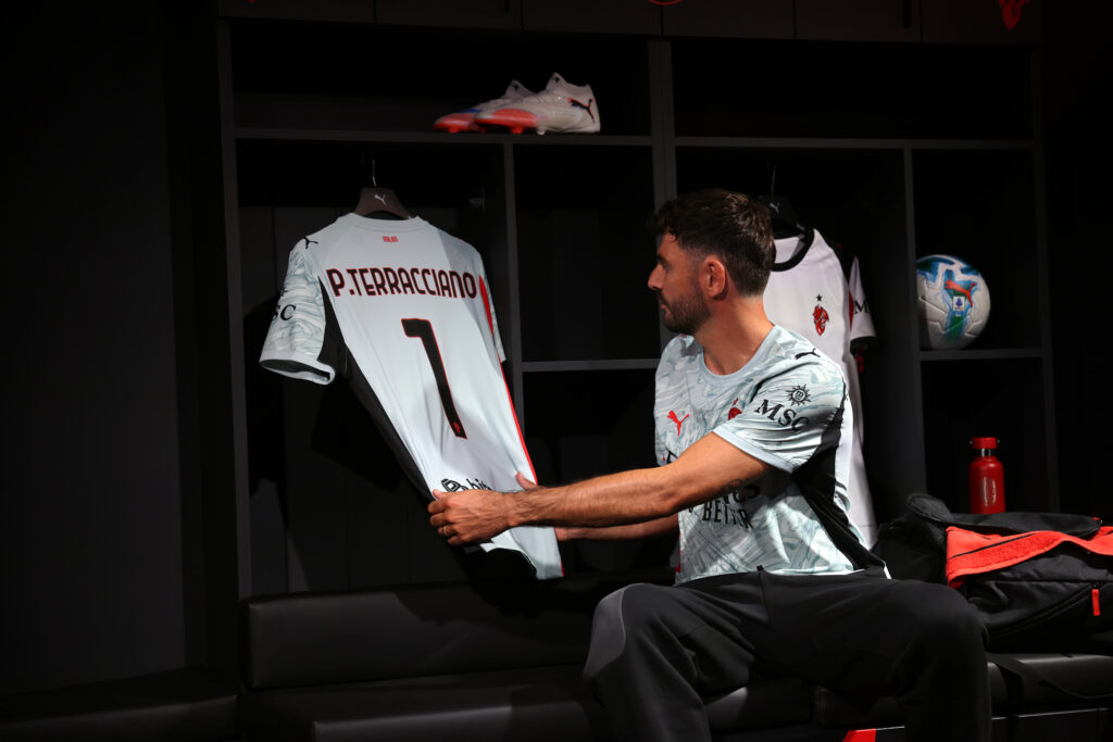 milan-terracciano-operazione-calciomercato-immobilismo-giovani-portieri-sportiello-nava-torriani