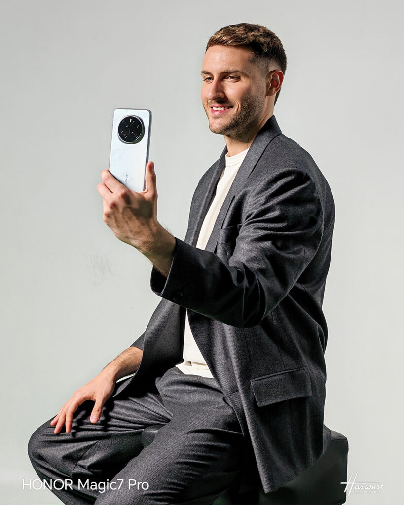 santiago-gimenez-milan-tecnologia-ai-honor-intelligenza-artificiale-messico-traduzione-italiano-dati