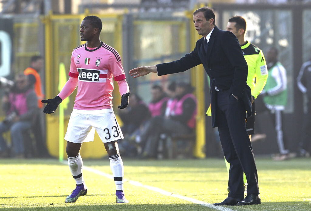 evra-su-allegri-e-lo-staff-un-macchinario-controllava-il-nostro-sonno