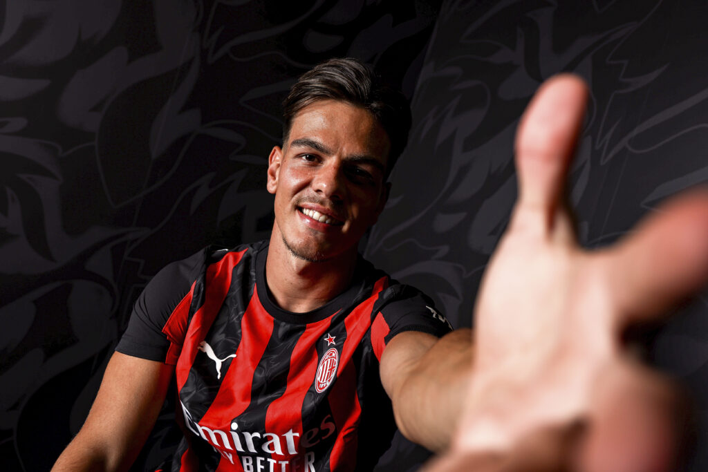 jashari-dal-rischio-di-dire-addio-al-calcio-al-trasferimento-dei-suoi-sogni-curiosità-milan-news