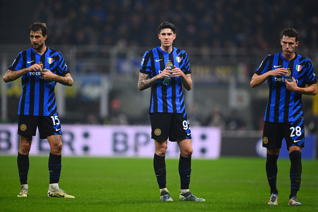 milan-e-la-ricerca-di-un-leader-difensivo-il-confronto-con-linter-demiral-laporte-calciomercato-news-ultima-ora