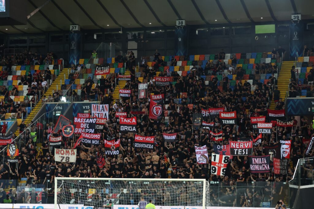 curva-sud-san-siro-milan-napoli-juvenuts-trasferta-torino-post-social-banditi-prezzo-biglietto