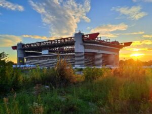 san-siro-stadio-storia-curiosita-meazza-milan-inter-nuovo-impianto-consiglio-comunale-voto-votazione-gol-memories-amarcod-champions-league-finali-euroderby-campioni-concerti-italia-90-mondiali
