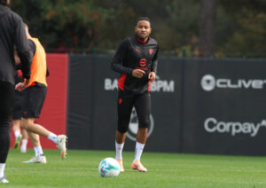 Nkunku recuperato, ma l'asset resta Leao-Gimenez