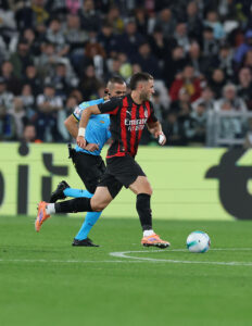 santiago-gimenez-intervista-esquire-messico-bebote-nazionale-fede-social