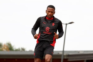 milan-serie-a-derby-ballottaggio-allegri-estupinan-bartesaghi