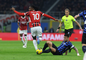 La sfida di sempre nel derby dei gol e degli assist: Leao contro Lautaro