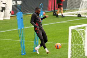 milanello-sagome-e-porticine-gli-allenamenti-innovativi-del-mercoledi