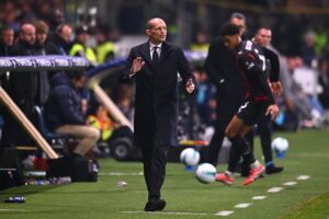 chivu-e-il-7-allenatore-interista-che-lallegri-rossonero-affronta-nei-derby-milanesi