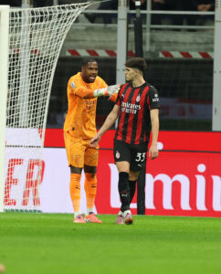 Bartesaghi: "Riguardo sempre Theo e sogno di giocare il derby"