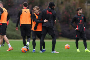 oggi-a-milanello-leao-ancora-in-gruppo-le-foto