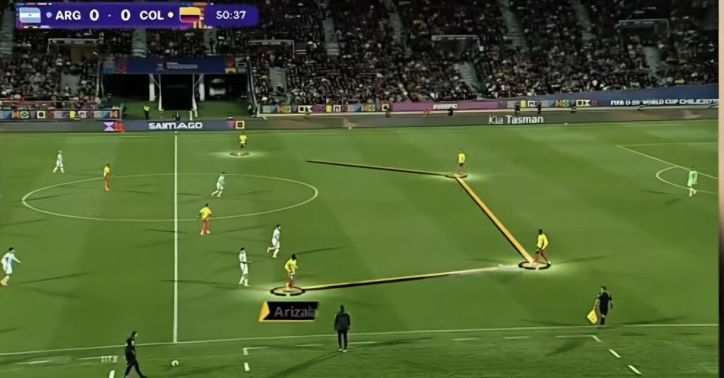 Arizala, 20 anni e tanta corsa: progressione e cross dal fondo