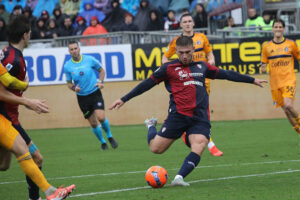 cagliari-milan-derby-dei-nuovi-bomber-kilicsoy-e-fullkrug