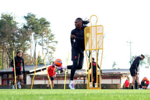 leao-allenamento-scelte-tecniche-in-dubbio-per-il-verona