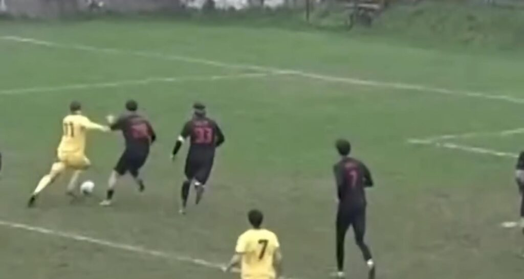 milan-futuro-fango-e-buche-ma-che-gol-maxi-ibra-a-voghera