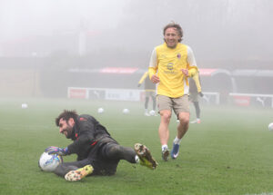oggi-a-milanello-le-foto-di-zlatan-ibrahimovic-con-la-squadra