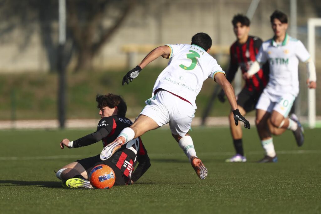 primavera-milan-minuto-silenzio-crans-montana-solidarietà-di-siena