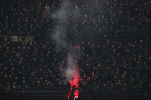 che-bello-passare-la-domenica-con-te-domenica-sera-il-coro-per-il-milan