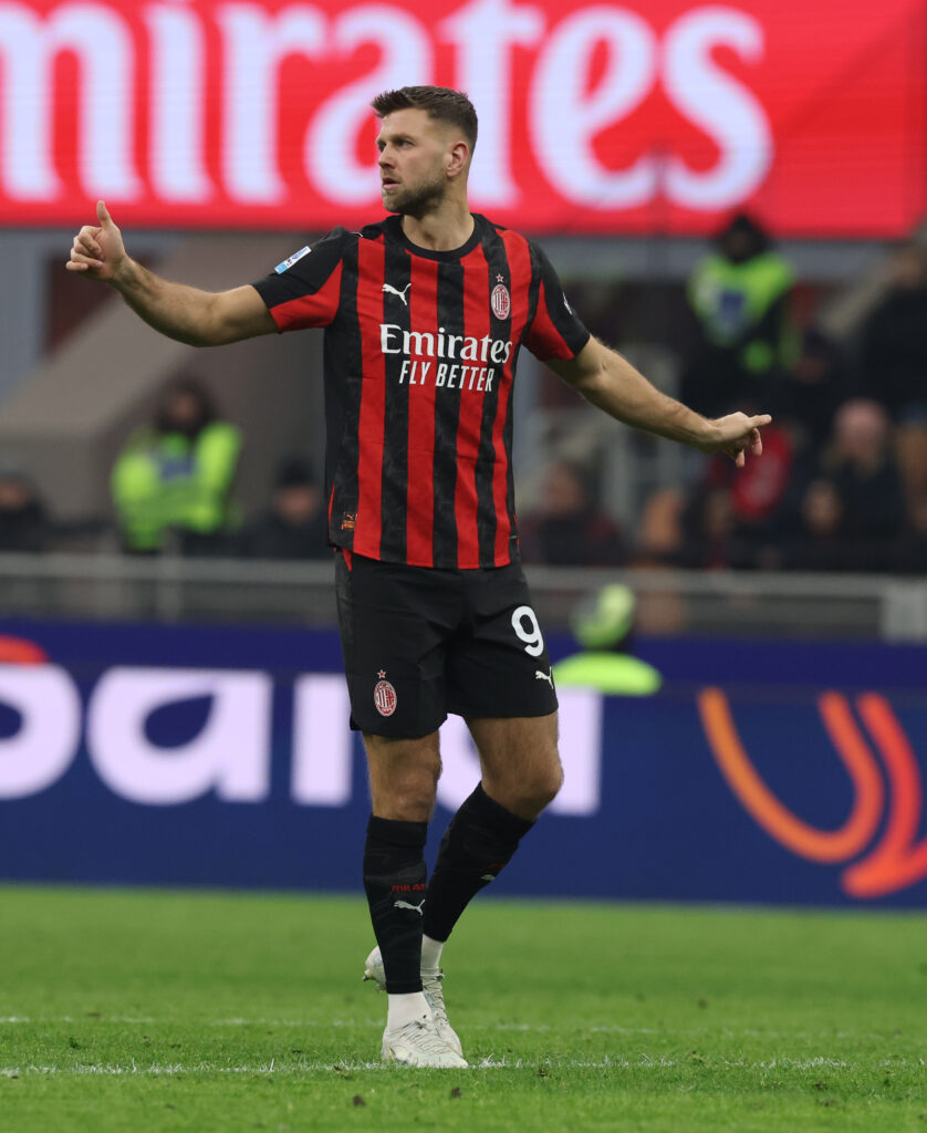 AC Milan v Genoa CFC - Serie A