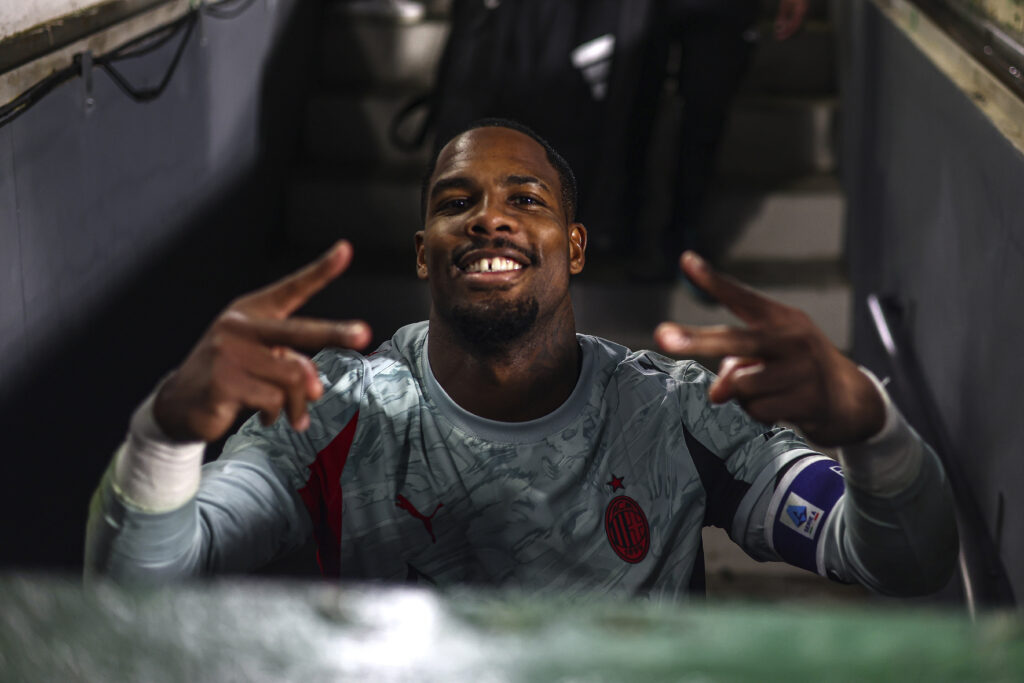 maignan-rinnovo-contratto-firma-casa-milan