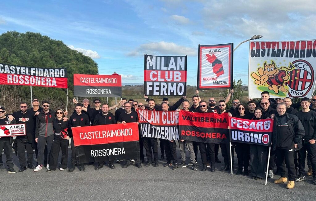 tifosi-marchigiani-rossoneri-sempre-sul-pezzo-anche-a-pisa