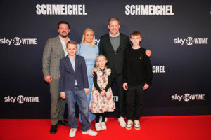 peter-schmeichel-tifo-milan-da-sempre