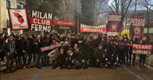 tifosi-marchigiani-rossoneri-sempre-sul-pezzo-anche-a-pisa