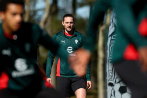 audio-rabiot-ammonizione-espulsione-pisa-milan-refcam