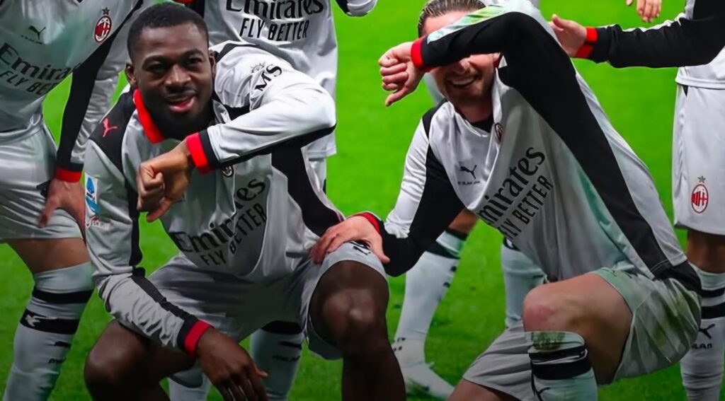 esultanza-milan-rabiot-fofana-leao-pulisic-milan-torino