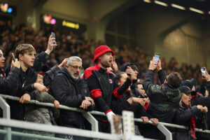napoli-milan-curva-sud-milanello