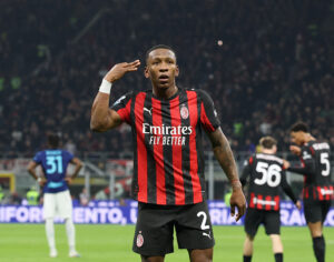 il-gol-di-estupinan-visto-dal-trespolo-si-esulta-anche-li