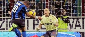 derby-non-un-gol-annullato-ma-pallamano-a-gioco-fermo