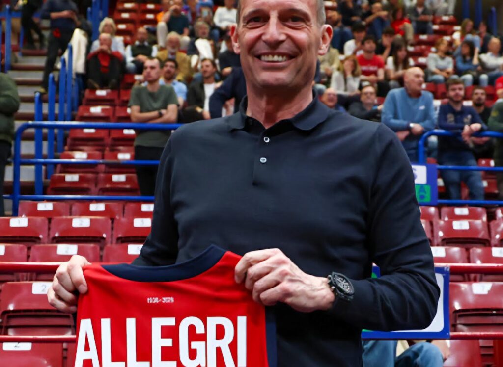 voglia-di-champions-allegri-spettatore-al-forum-per-leurolega-di-basket