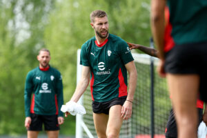 il-pengwin-piedi-per-terra-e-gol-in-trasferta-cosa-deve-fare-il-milan-a-verona